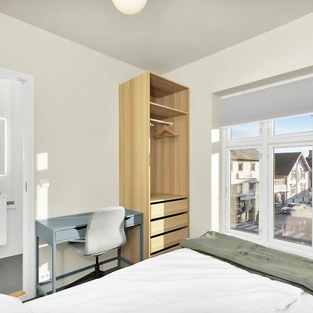 Central Guest House - Bedroom With En Suite Bathroom Stavanger Exteriör bild