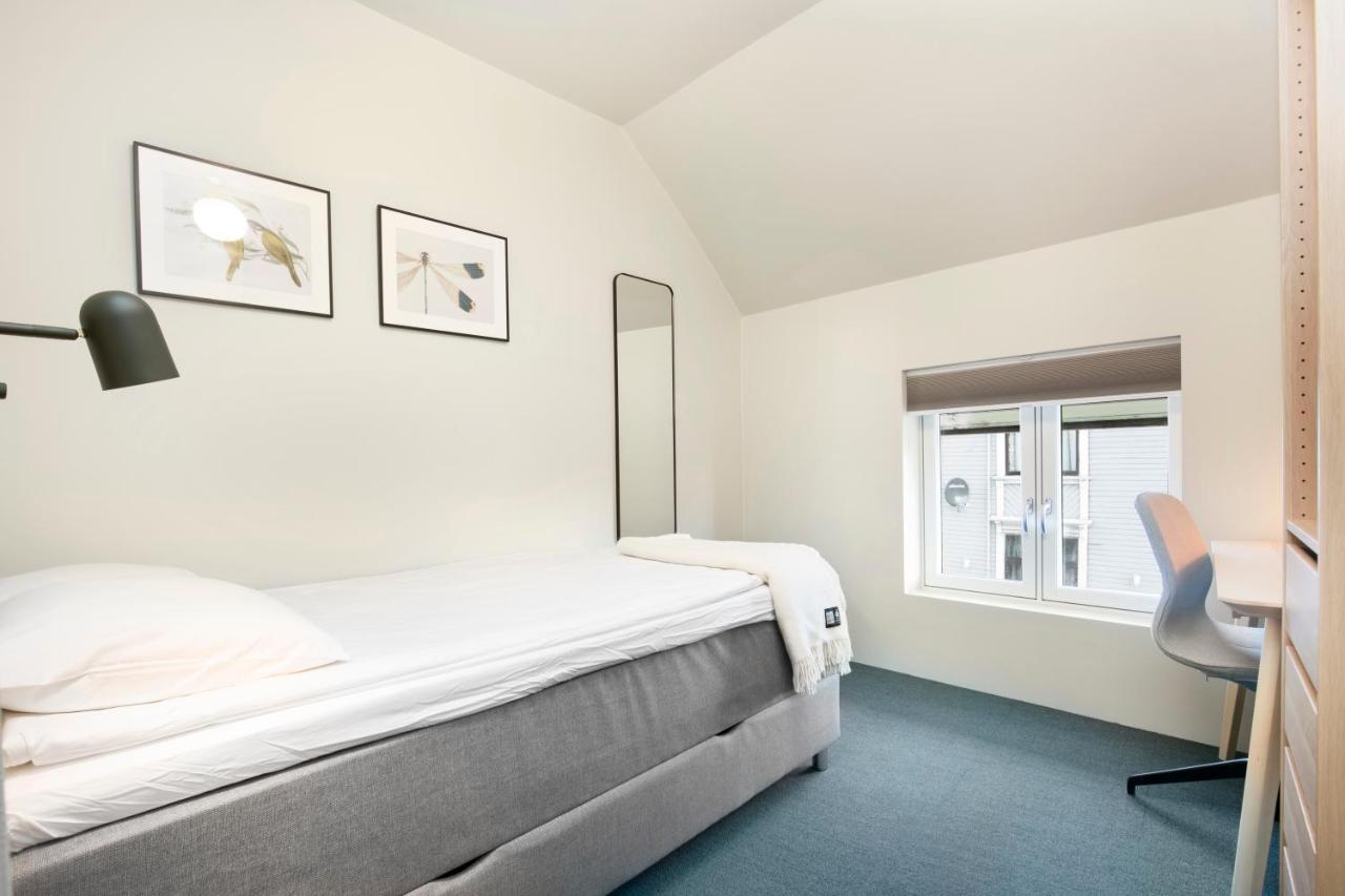 Central Guest House - Bedroom With En Suite Bathroom Stavanger Exteriör bild