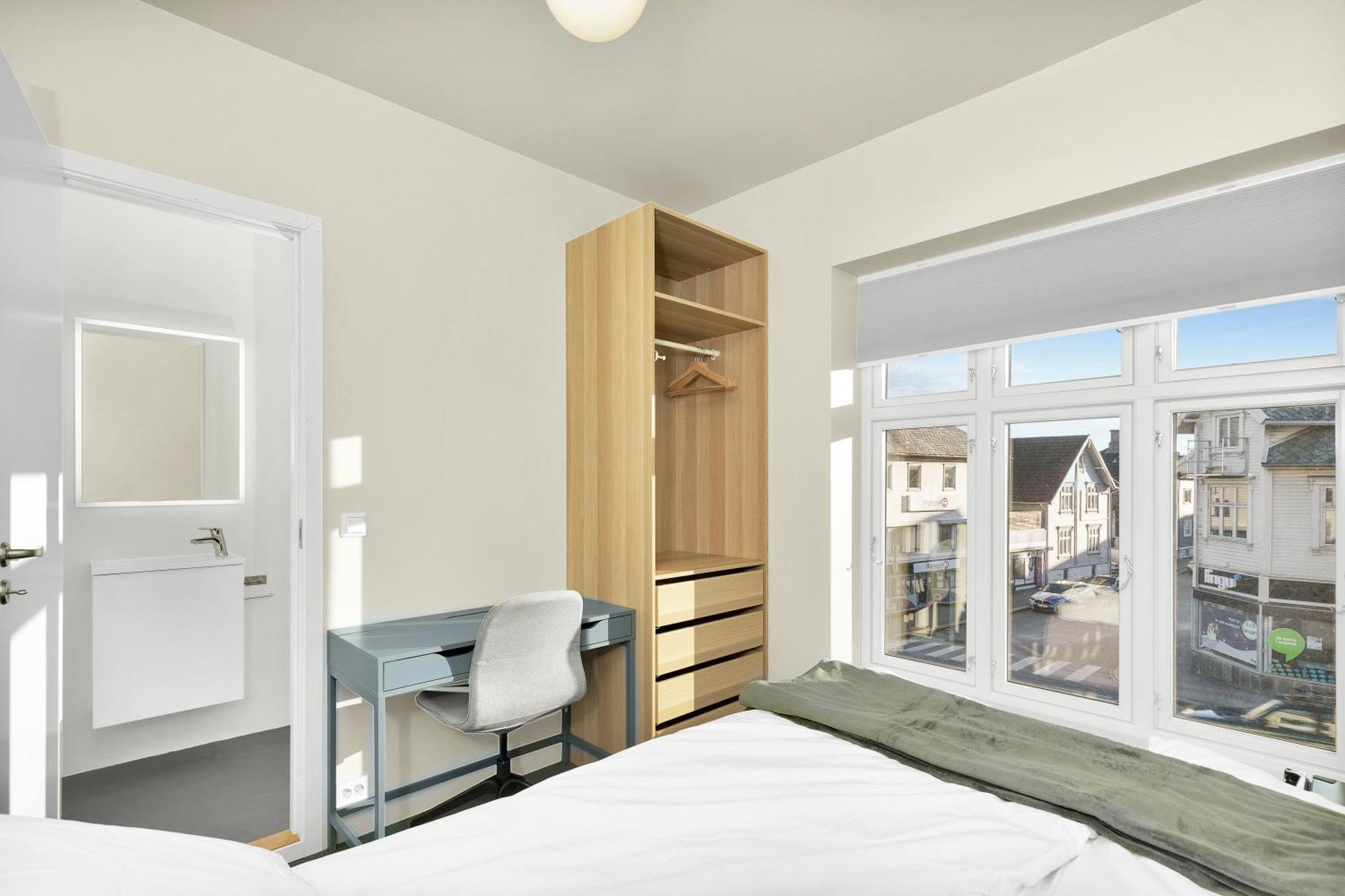 Central Guest House - Bedroom With En Suite Bathroom Stavanger Exteriör bild